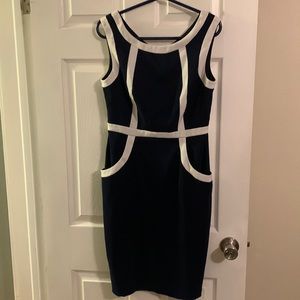 navy blue and white cocktail dress. fitted waist, below knee